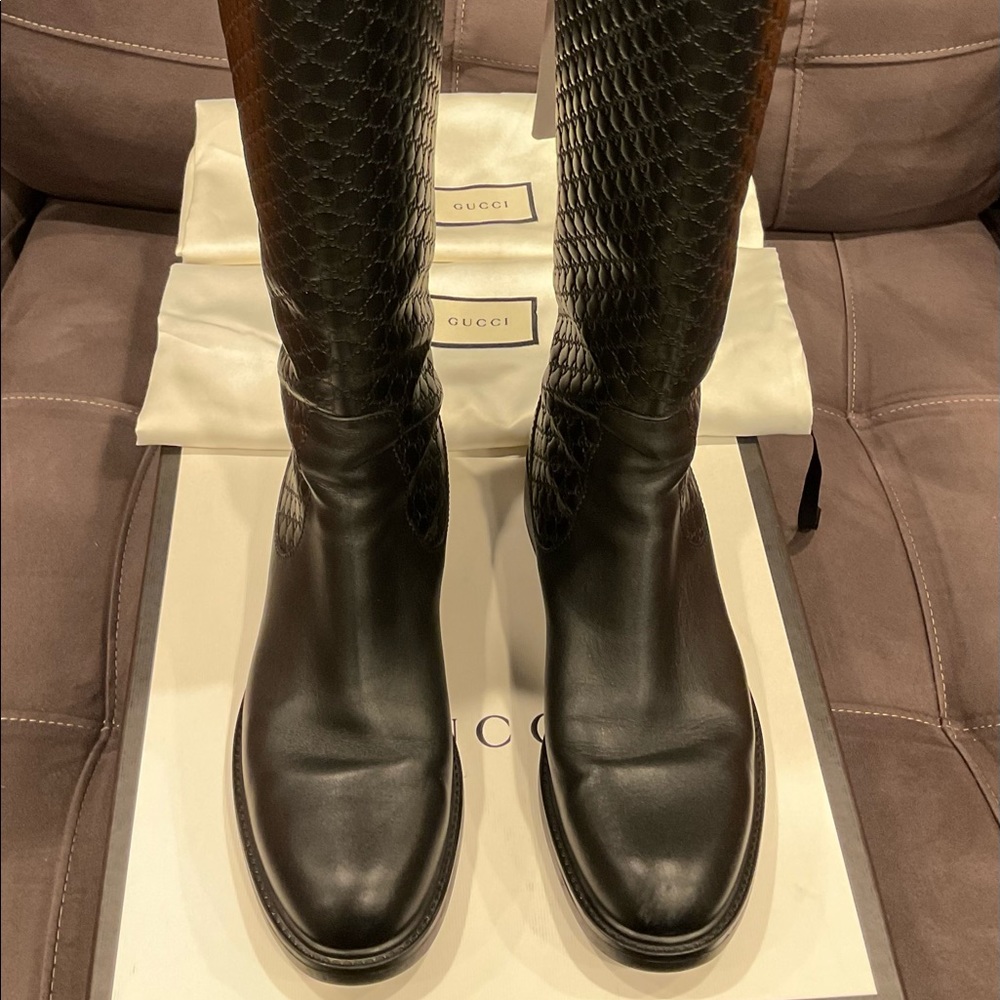 SOLD…Gucci
Maud Leather Guccissima Riding Boots, Black